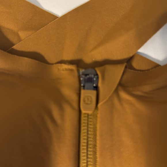 Lululemon Enlite Bra Zip Front *High Support, A–E Cups
Spiced Bronze size 36C - Picture 4 of 7